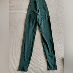 Offline by Aerie Goals 7/8 High Rise Ribbed Leggings